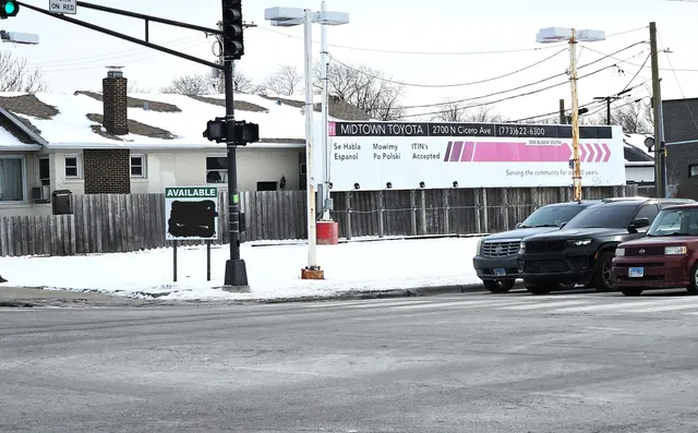 $394,500 | 4755 West Diversey Avenue, Chicago, IL 60639