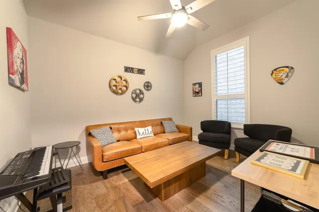 $450,000 | 1428 11th Street, Argyle, TX 76226