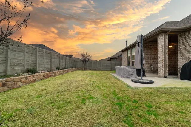 $450,000 | 1428 11th Street, Argyle, TX 76226