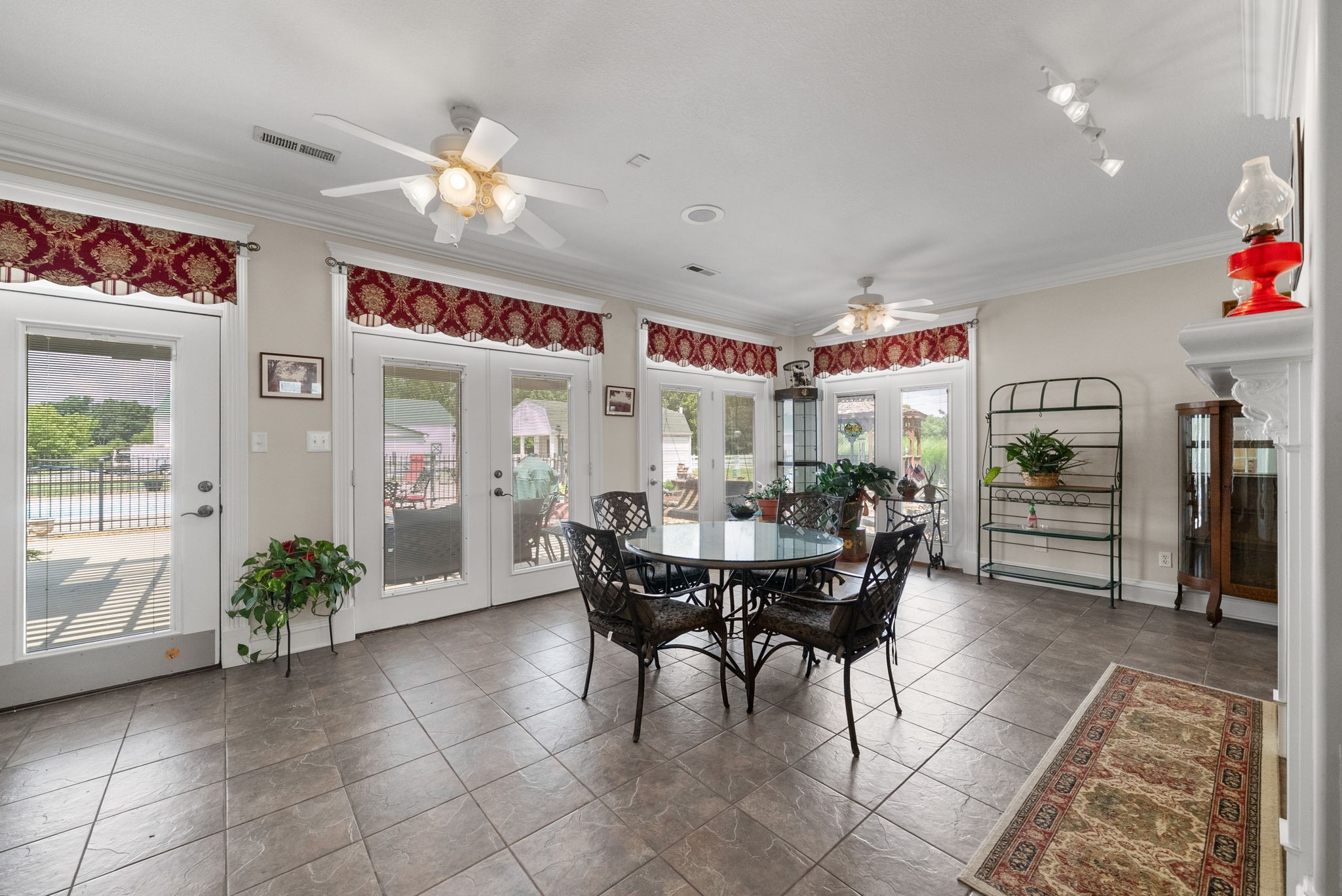 870 Oak Plains Road Clarksville, TN 37043 - Photo 12 of 100