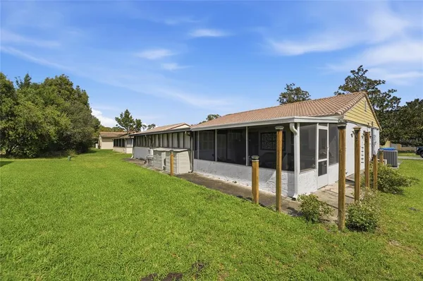 $425,000 | 10725 William Tell Drive, Orlando, FL 32821