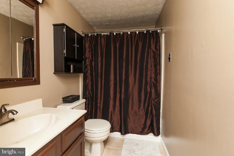 24 Hyacinth Road Baltimore, MD 21234 - Photo 20 of 25 Bath (Master)