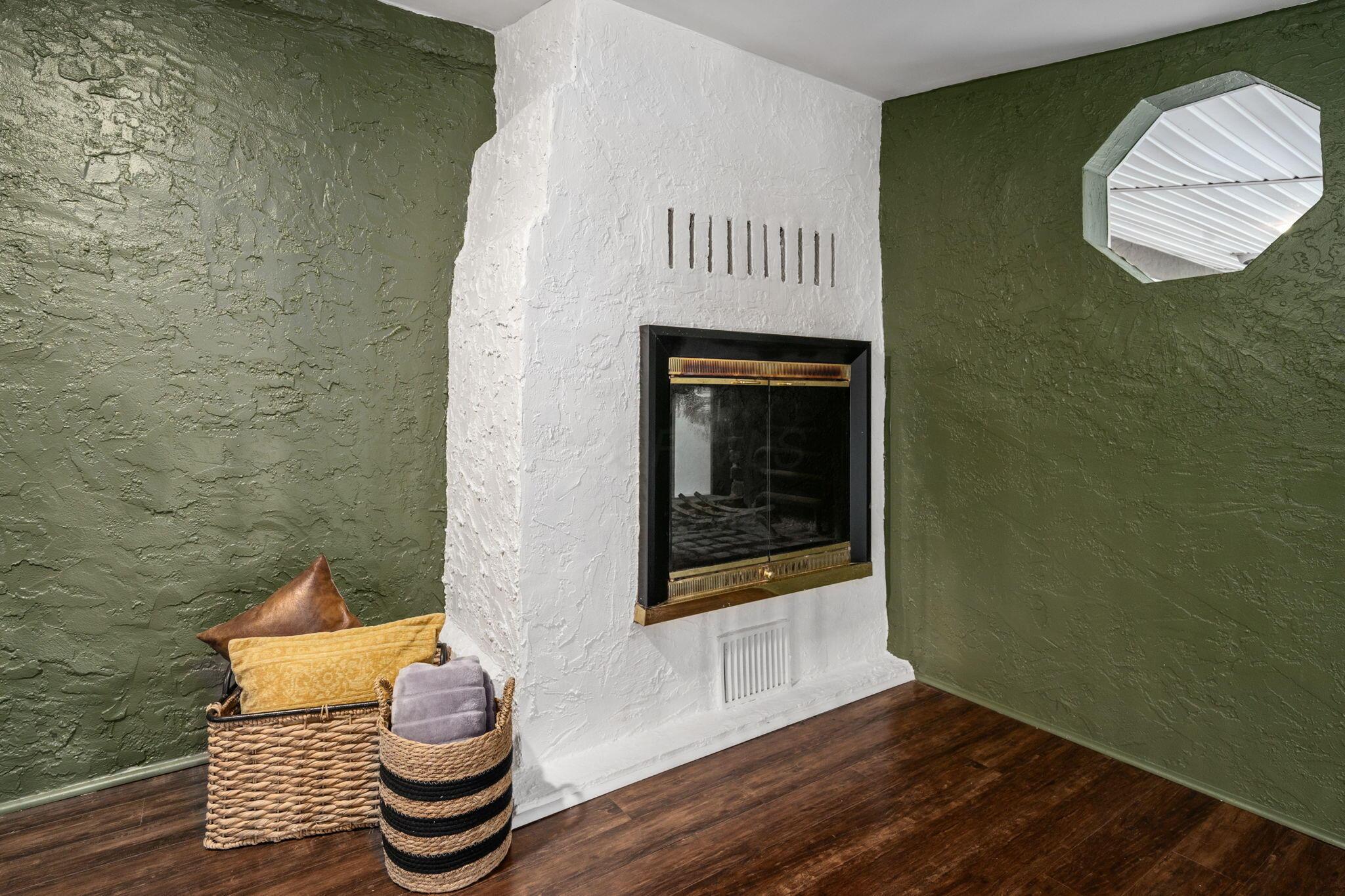 5416 Bellepoint Road Delaware, OH 43015 - Photo 24 of 76 Fireplace