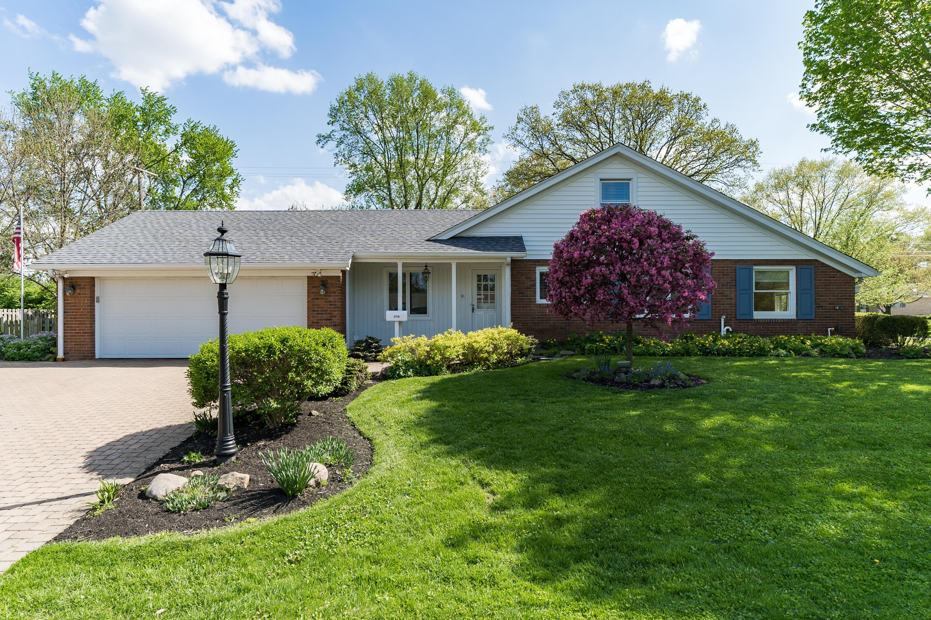 3170 Carisbrook Road Columbus, OH 43221 - Photo 3 of 50