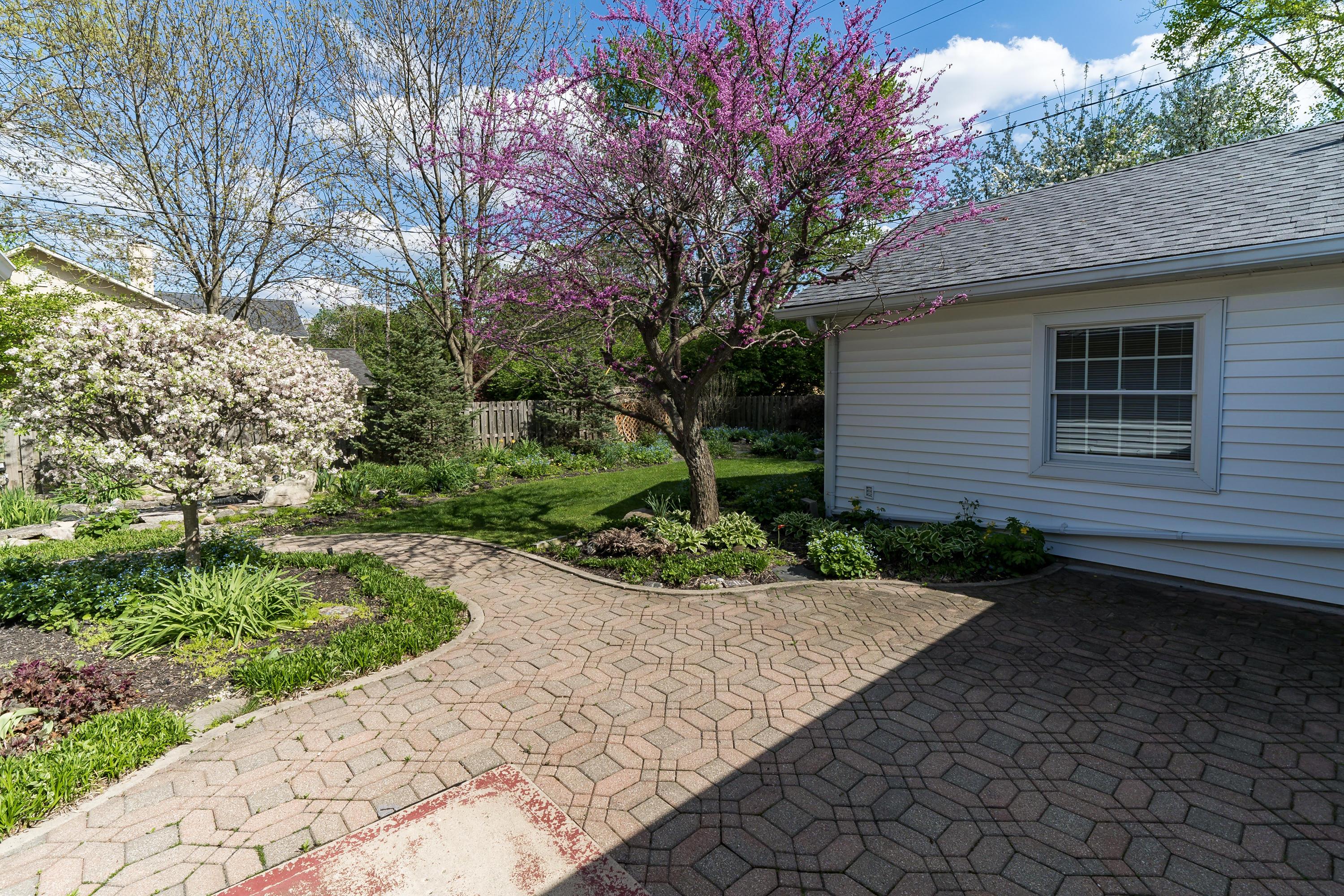3170 Carisbrook Road Columbus, OH 43221 - Photo 46 of 50