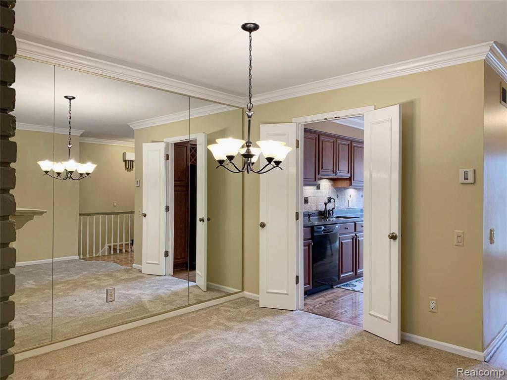1128 Timberview Trail Bloomfield Hills, MI 48304 - Photo 9 of 31