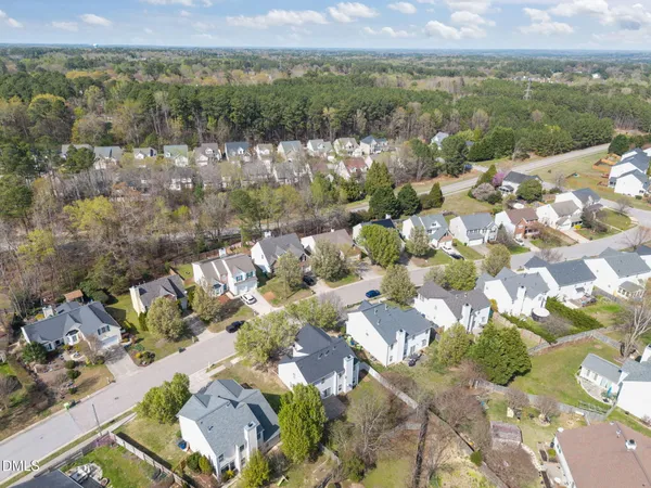 $369,900 | 4612 Dresden Village Drive, Raleigh, NC 27604