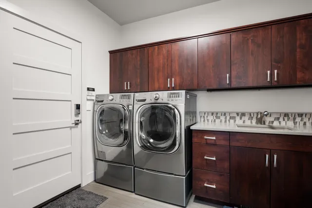 $1,800,000 | 1517 East Wildflower Lane, Spokane, WA 99224