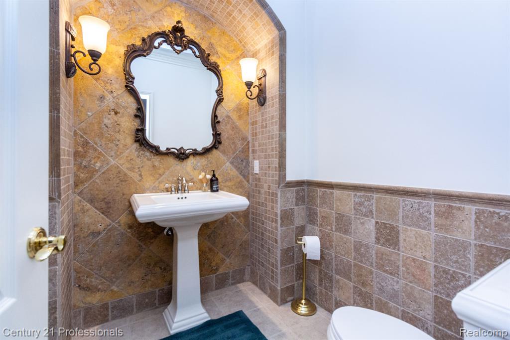 5353 Keswick Court Rochester, MI 48306 - Photo 40 of 63