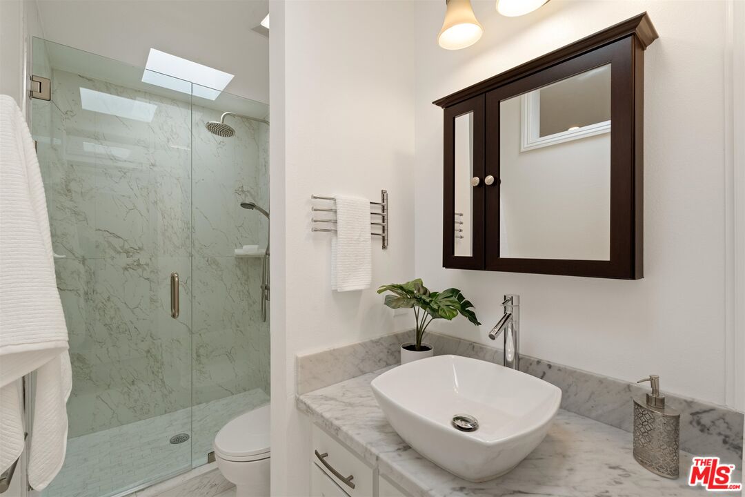 32136 Watergate Road Westlake Village, CA 91361 - Photo 13 of 31