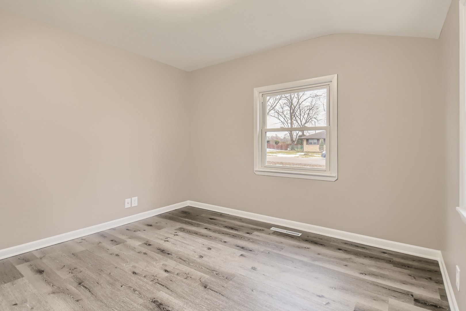 120 Roberts Road New Lenox, IL 60451 - Photo 11 of 26