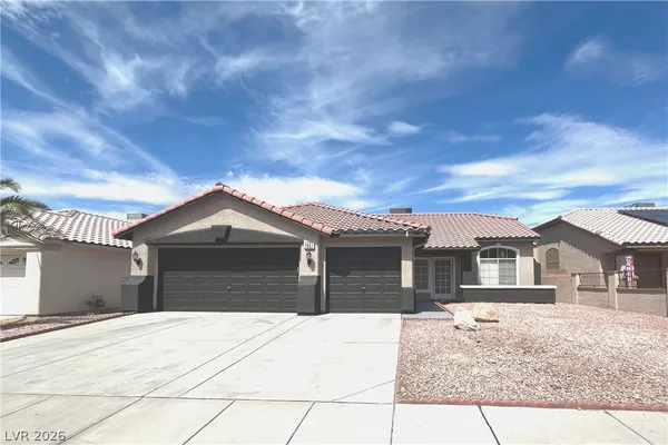 $2,500 | 1667 Tangerine Rose Drive, Las Vegas, NV 89142