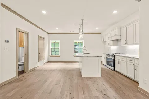 $499,000 | 304 Golden Bell Lane, Fort Worth, TX 76107