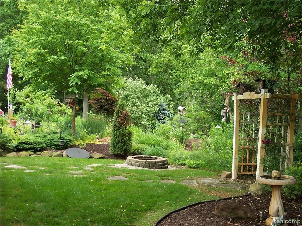 9538 Quail Ridge Brighton, MI 48114 - Photo 7 of 15 100_3269.jpg