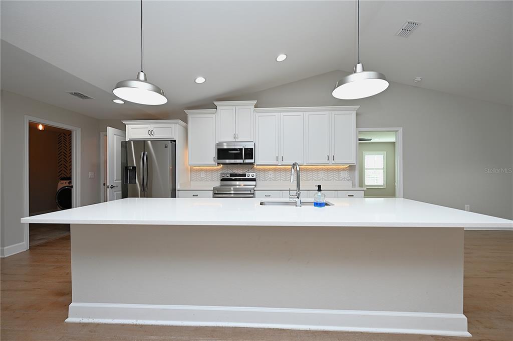4435 Lake Hancock Road Lakeland, FL 33812 - Photo 9 of 47