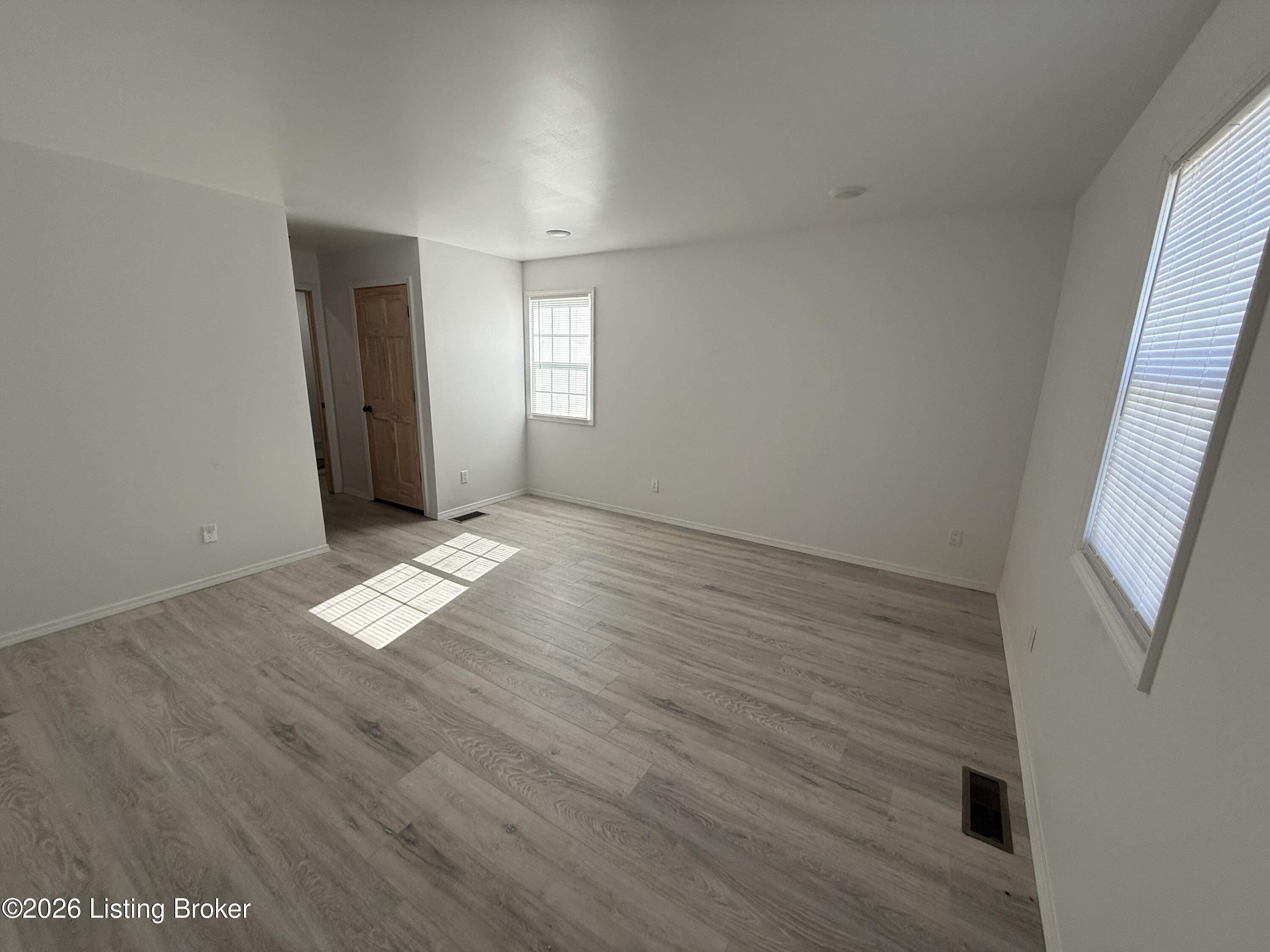12411 Berrytown Road Louisville, KY 40223 - Photo 37 of 44 36