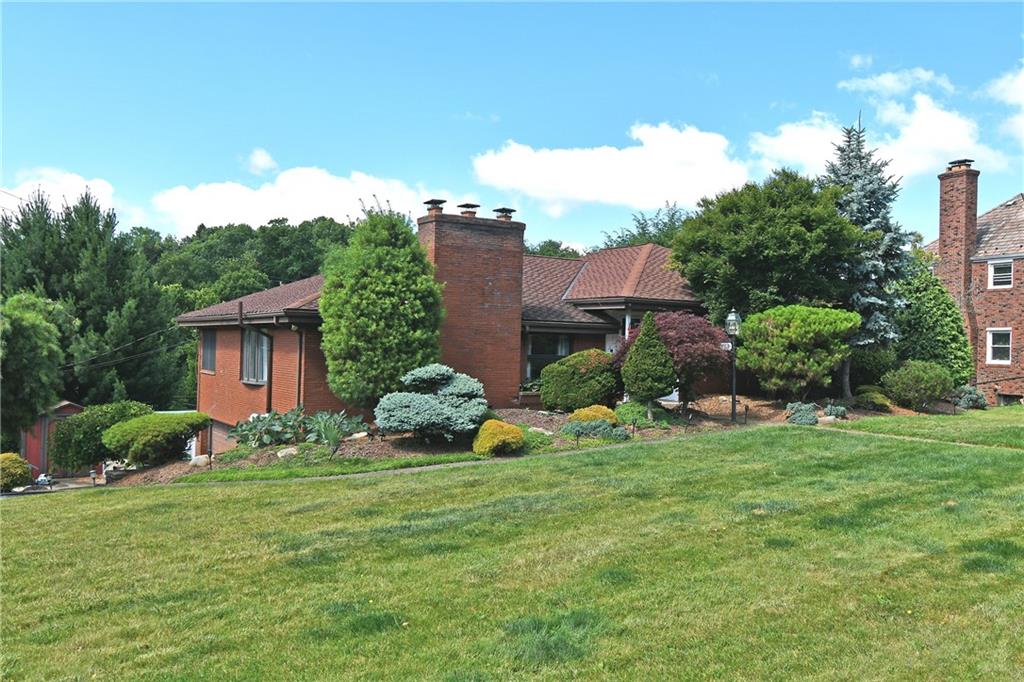 4944 Plymouth Road Pittsburgh, PA 15227 - Photo 2 of 41