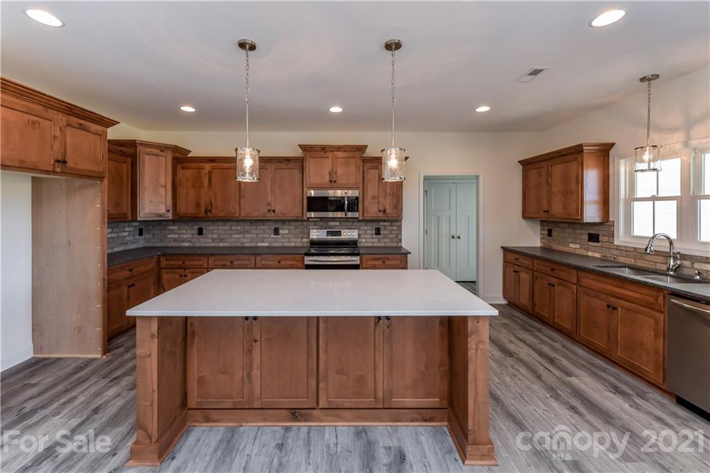 4113 Joe Crouse Road Maiden, NC 28650 - Photo 11 of 42 Gallery Image 11