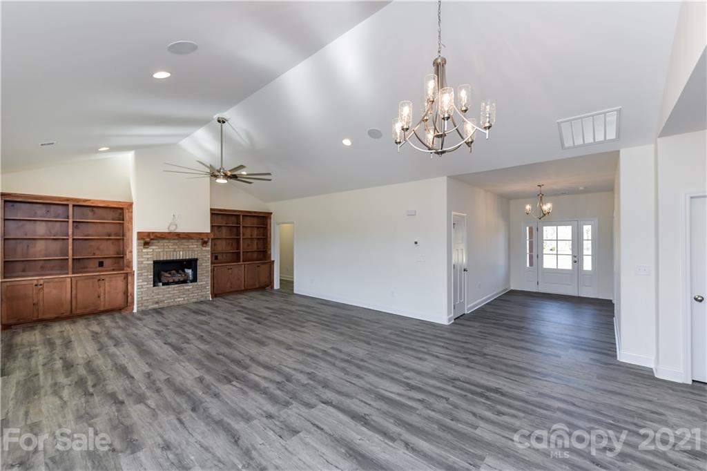 4113 Joe Crouse Road Maiden, NC 28650 - Photo 9 of 42 Gallery Image 9