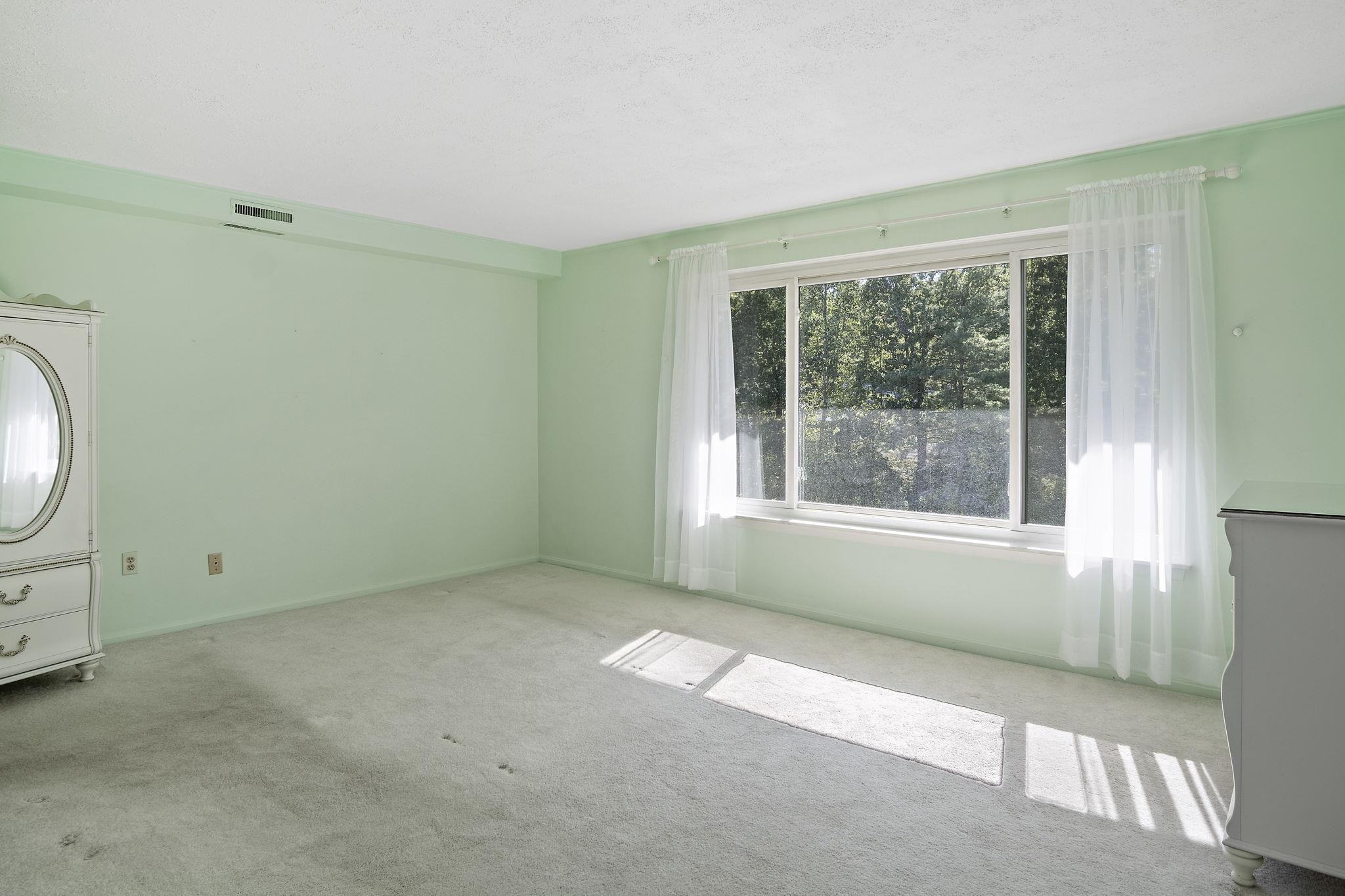 39 Spit Brook Road, Unit 46 Nashua, NH 03060 - Photo 18 of 41