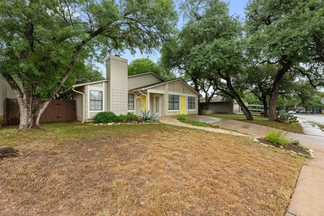 $2,595 | 8406 Copano Drive, Austin, TX 78749