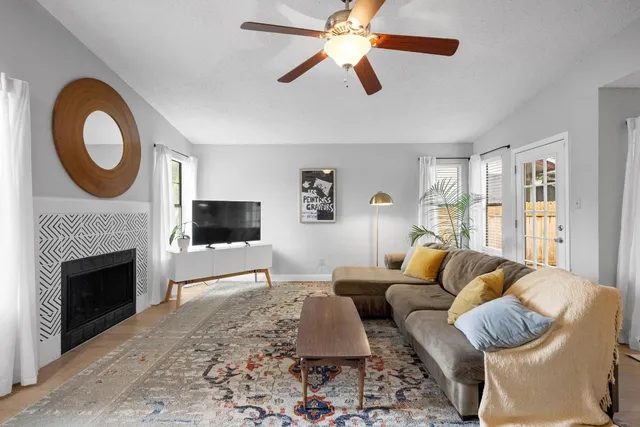 $2,595 | 8406 Copano Drive, Austin, TX 78749