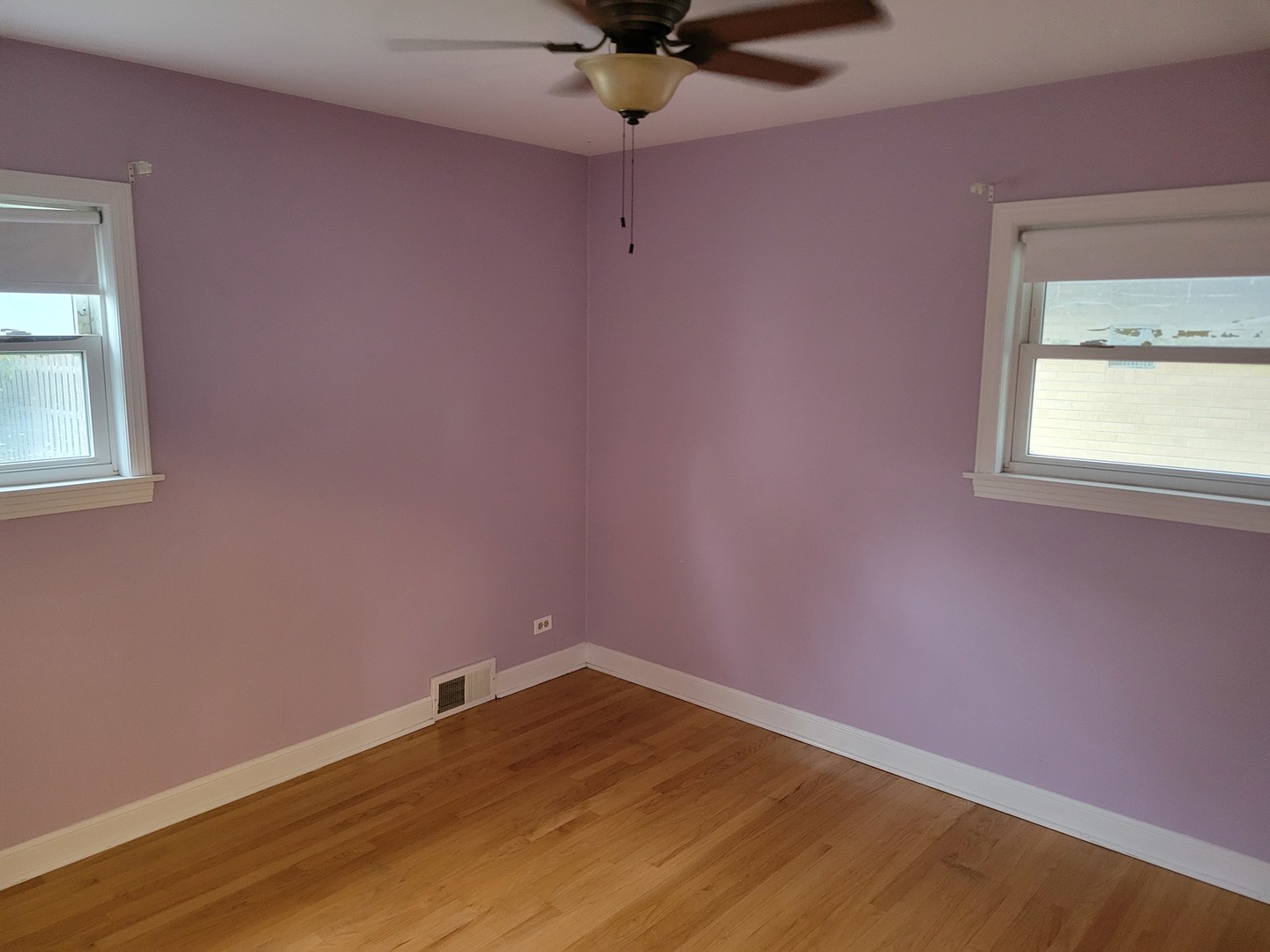 8918 Parkside Avenue Morton Grove, IL 60053 - Photo 26 of 36 an empty room with a window
