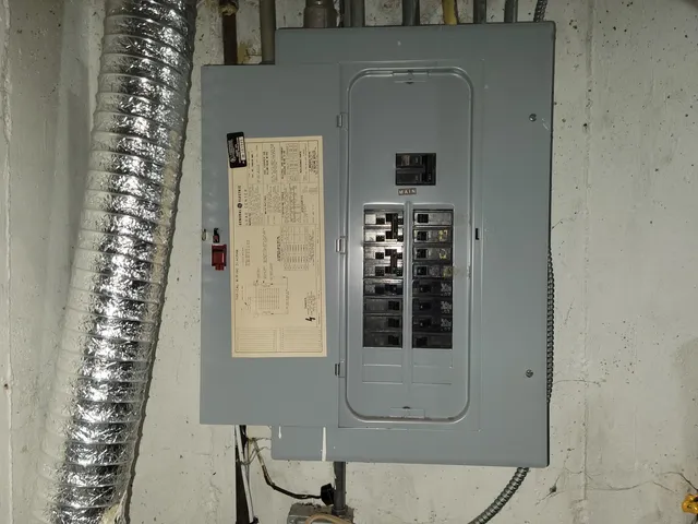 $204,000 | 8918 Parkside Avenue, Morton Grove, IL 60053