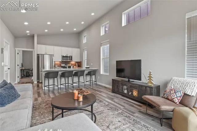 $459,900 | 1344 Sunshine Valley Way, Colorado Springs, CO 80921