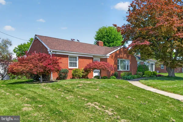 $399,000 | 1105 Central Avenue, Columbia, PA 17512