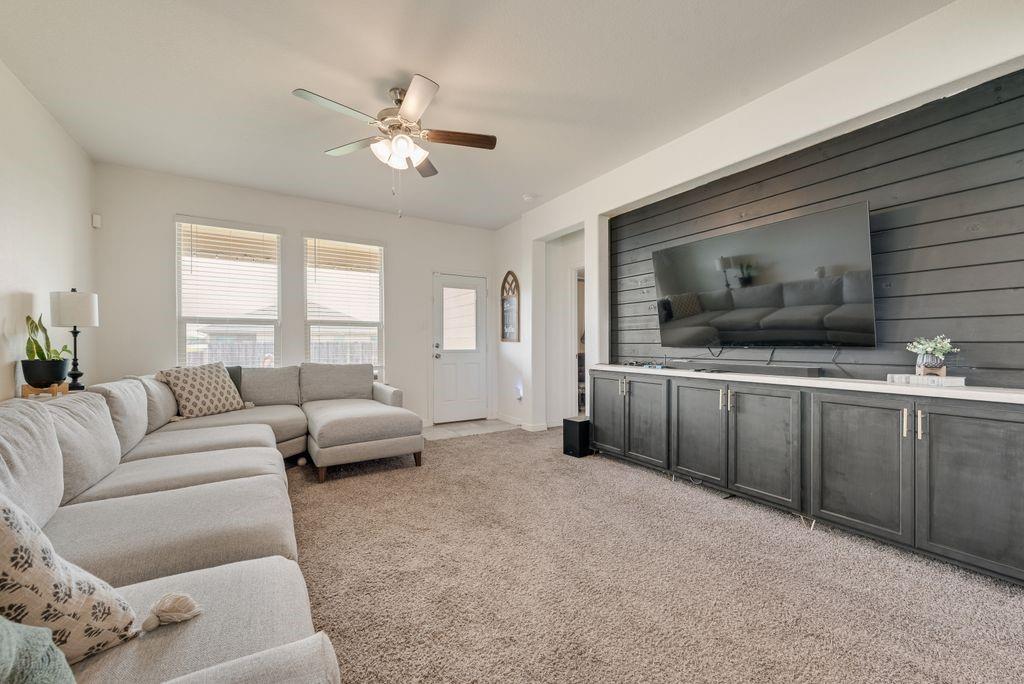 444 Windsail Lane Azle, TX 76020 - Photo 4 of 22