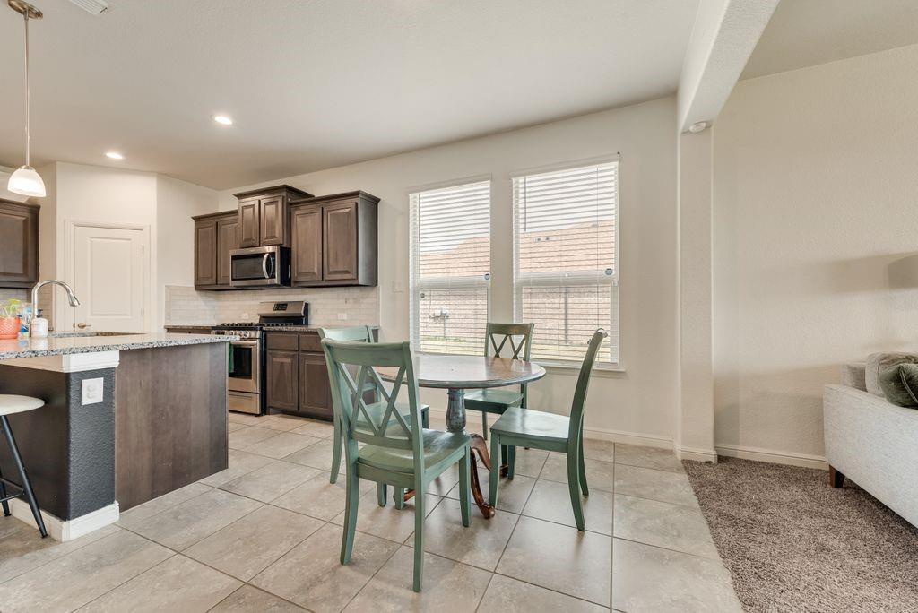 444 Windsail Lane Azle, TX 76020 - Photo 7 of 22