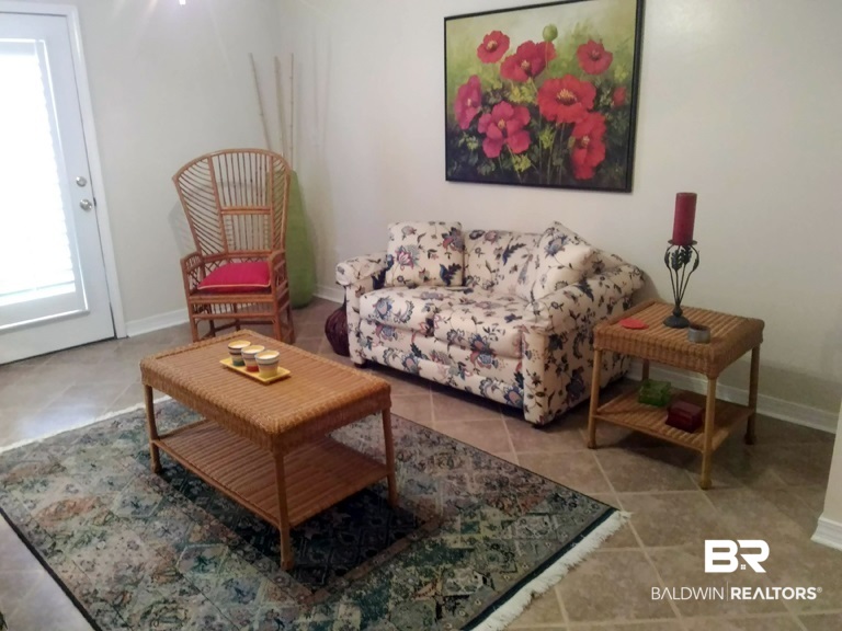 710 South Mobile Street, Unit 23 Fairhope, AL 36532 - Photo 11 of 42 Den furnishings included