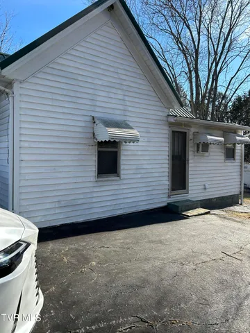 $99,900 | 604 East Church Street, Greeneville, TN 37743