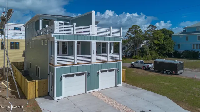 $790,000 | 1406 Swordfish Lane, Unit 1, Carolina Beach, NC 28428