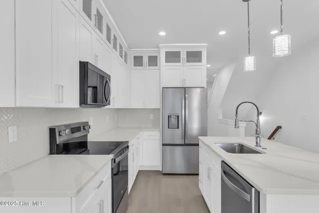 $790,000 | 1406 Swordfish Lane, Unit 1, Carolina Beach, NC 28428