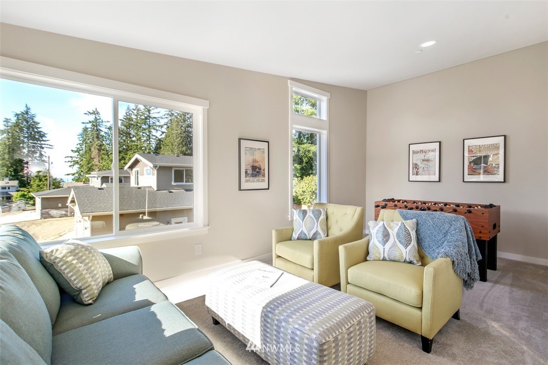 8638 184th Street Southwest Edmonds, WA 98026 - Photo 15 of 25 Gallery Image 15