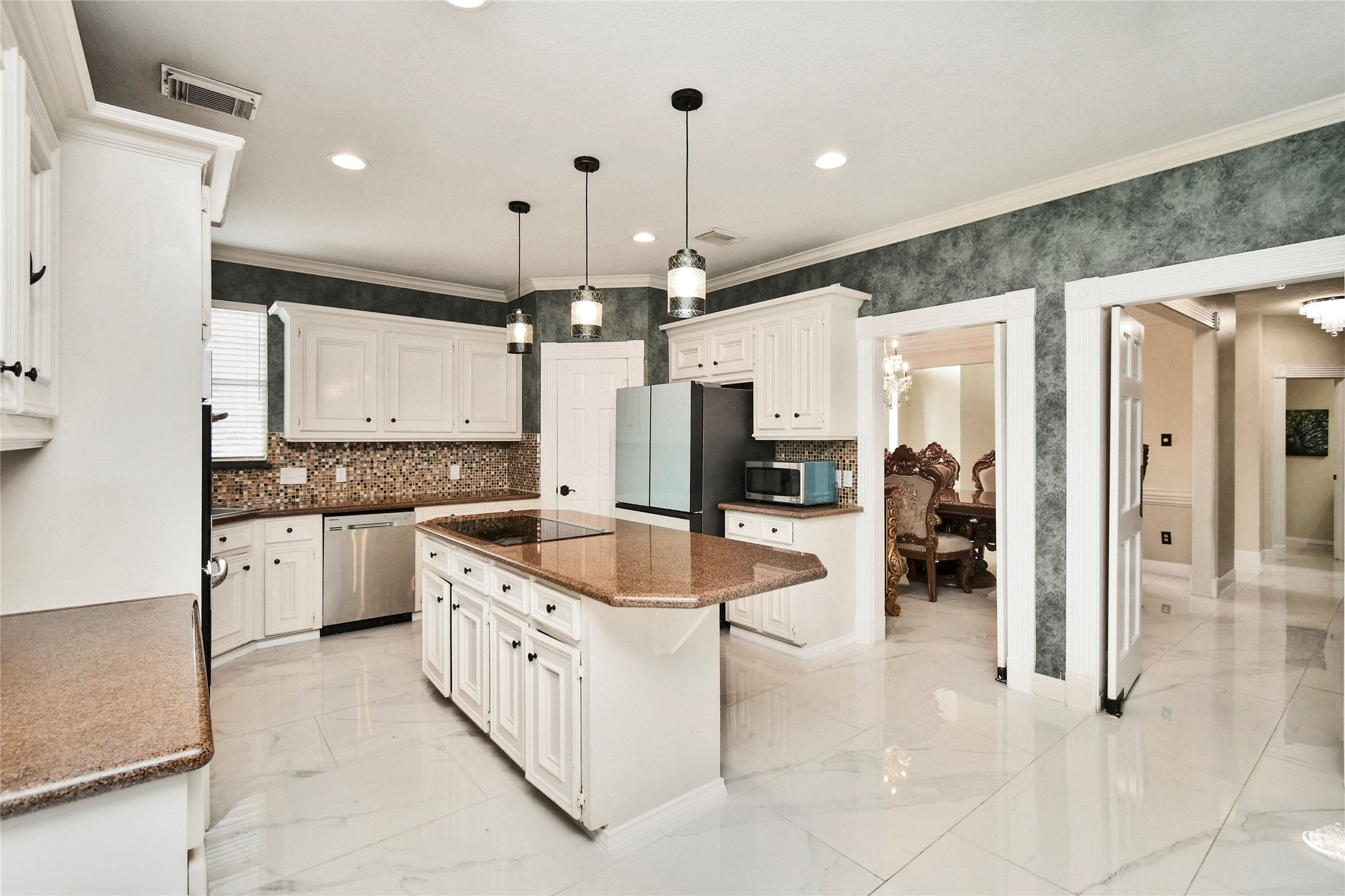 17311 Rothko Lane Spring, TX 77379 - Photo 15 of 37 Gallery Image 15