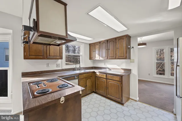 $485,000 | 8604 Imperial Drive, Laurel, MD 20708