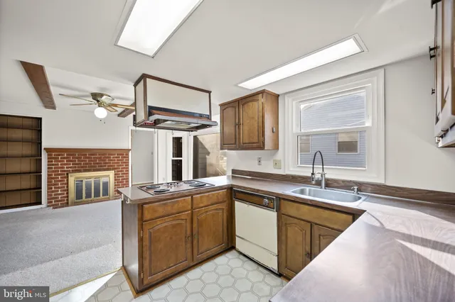 $485,000 | 8604 Imperial Drive, Laurel, MD 20708