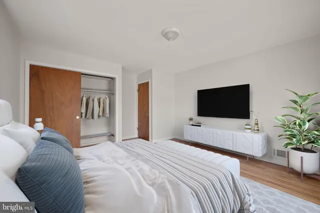 $485,000 | 8604 Imperial Drive, Laurel, MD 20708