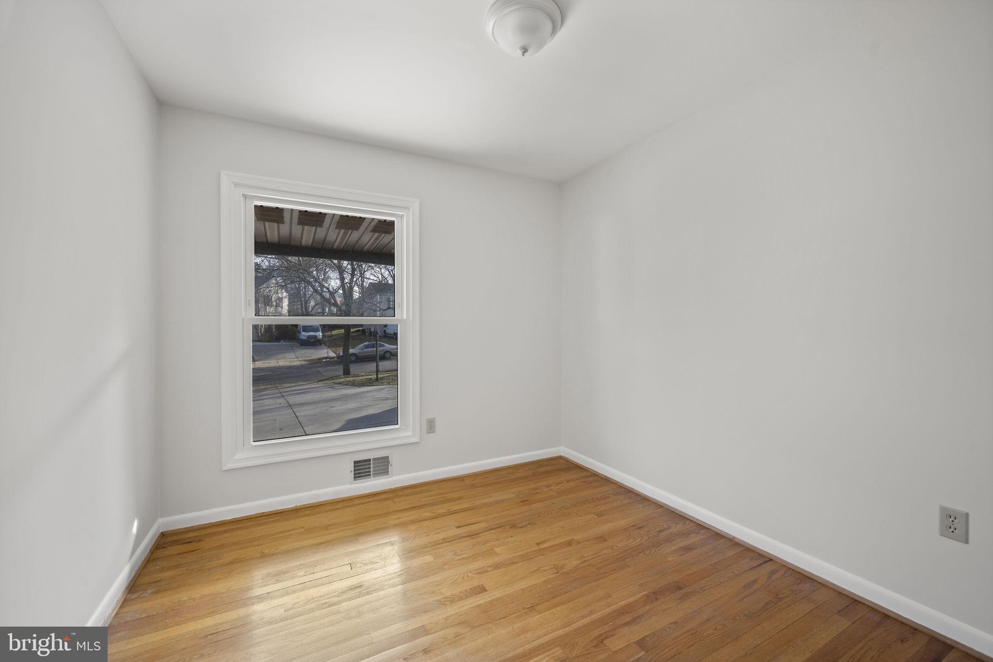 8604 Imperial Drive Laurel, MD 20708 - Photo 26 of 50