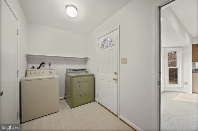 $485,000 | 8604 Imperial Drive, Laurel, MD 20708