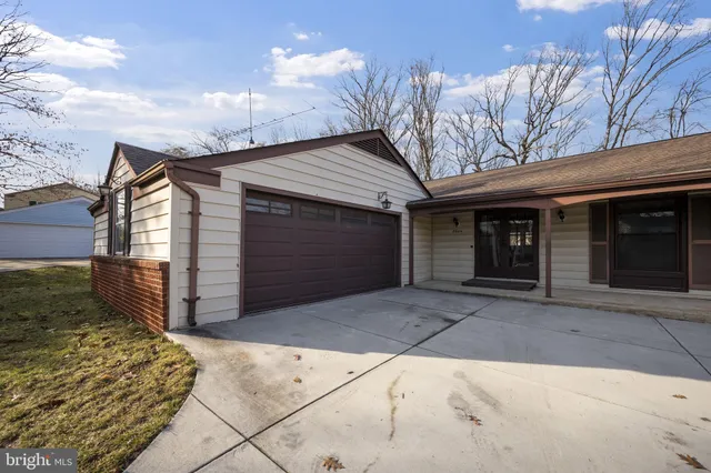 $485,000 | 8604 Imperial Drive, Laurel, MD 20708