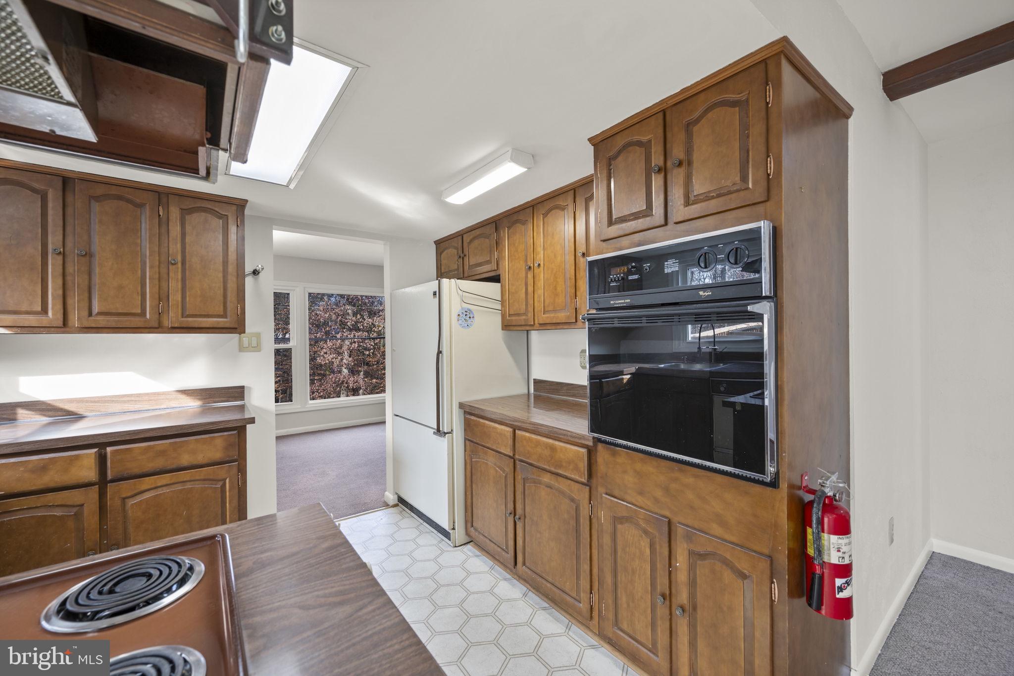 8604 Imperial Drive Laurel, MD 20708 - Photo 9 of 50 Kitchen