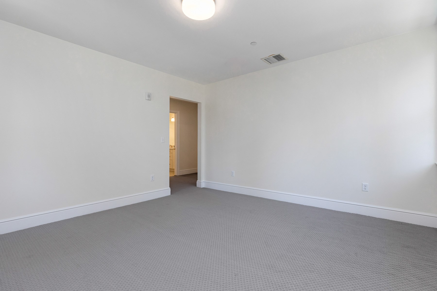 24 Willey Creek Road, Unit B 404 Exeter, NH 03833 - Photo 16 of 38