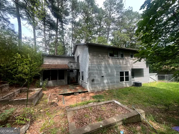 $179,900 | 6717 Live Oak Lane, Douglasville, GA 30135