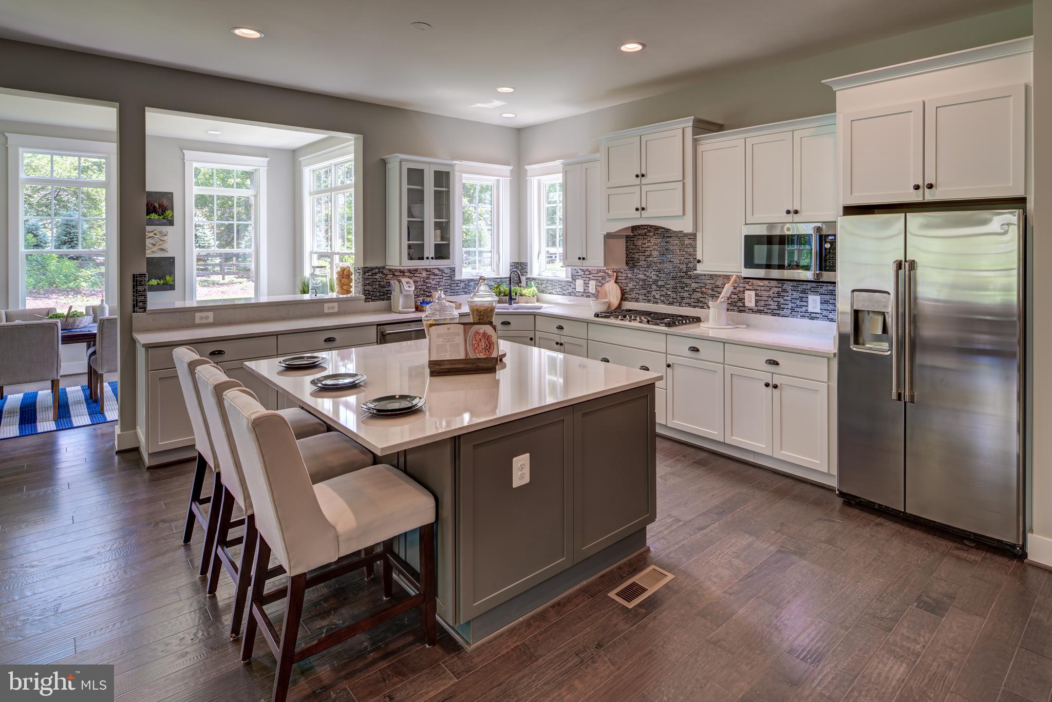 3283 Fox Mill Road, Unit 23B Oakton, VA 22124 - Photo 9 of 21 Tons of Cabinets(previous model)