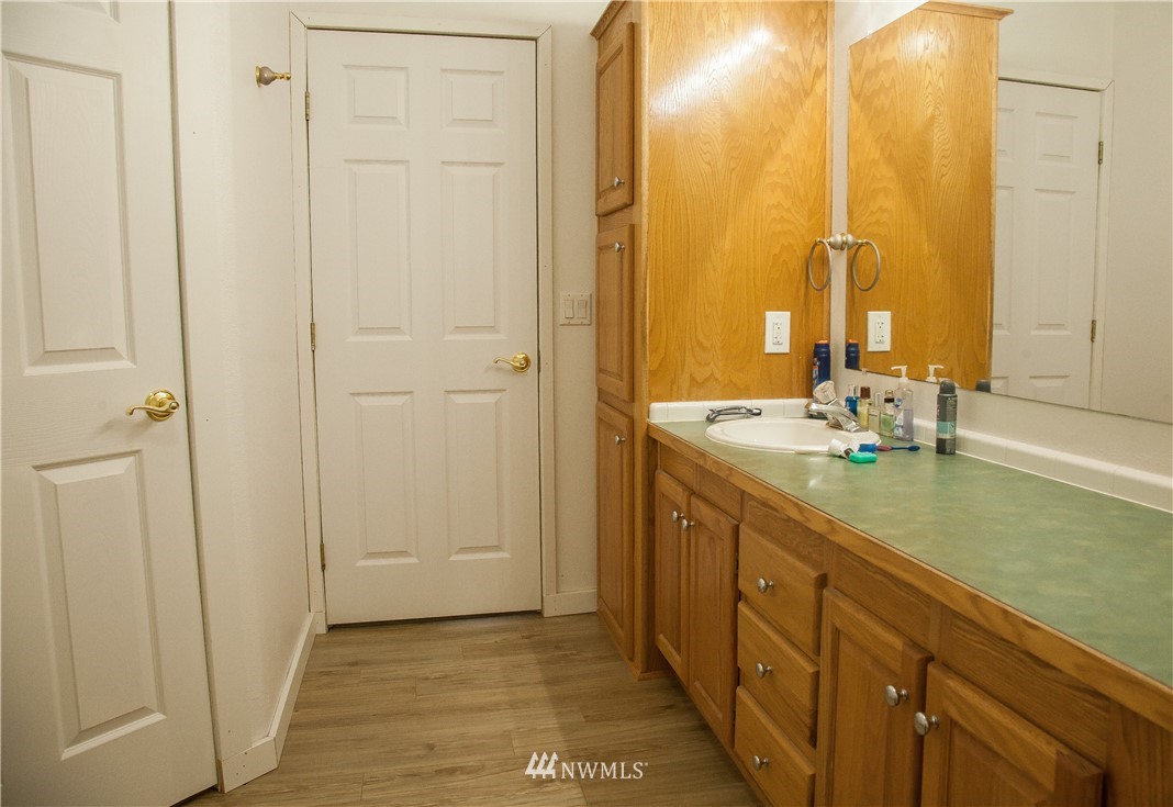 4302 Rural Avenue Bellingham, WA 98226 - Photo 13 of 23