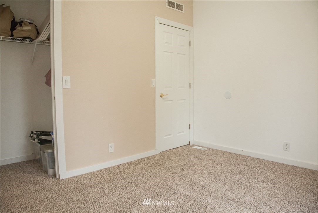 4302 Rural Avenue Bellingham, WA 98226 - Photo 19 of 23